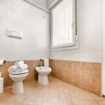 Garden House - Host Solution דירה